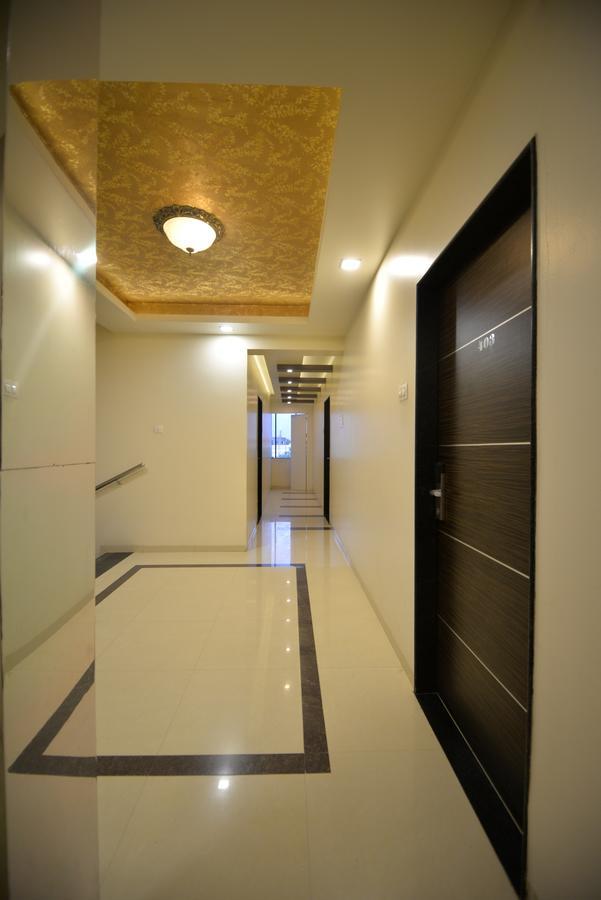 Hotel Radhe Krishna Solapur Exteriér fotografie